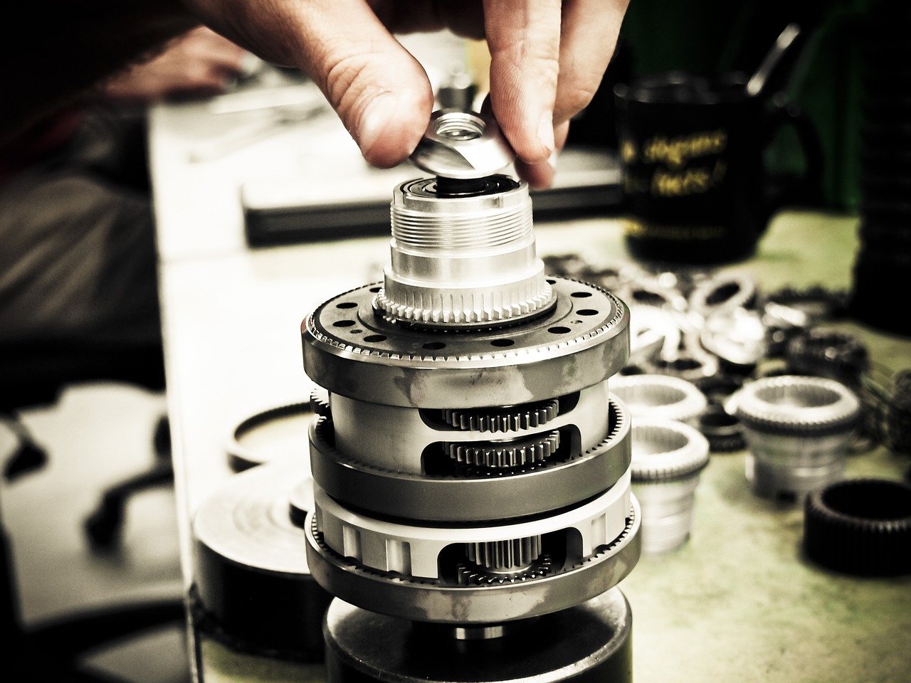 技术支持辅助的使用是否会影响到游戏的社会影响力?