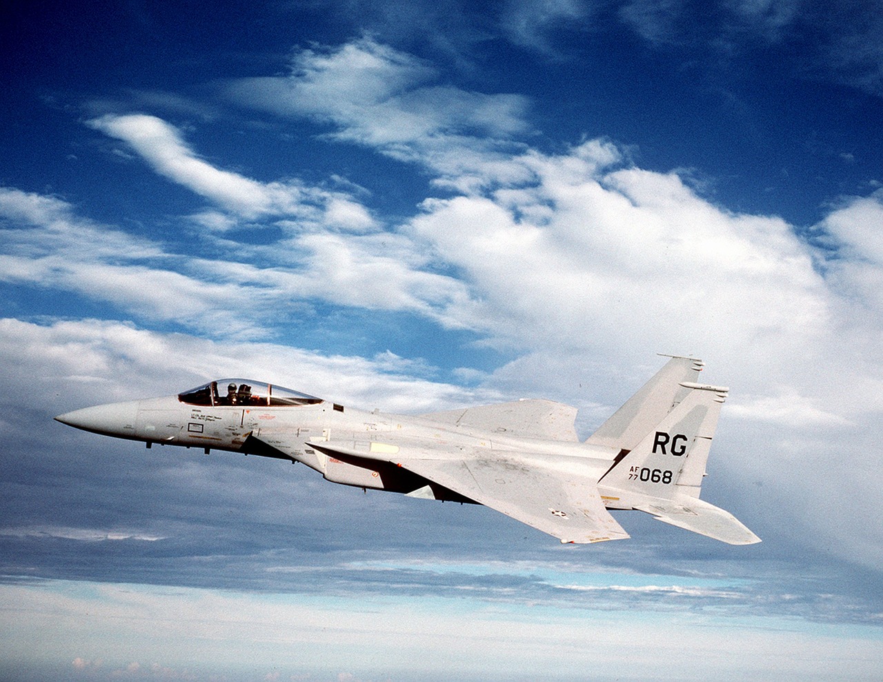 实名账号是否会影响人们的网络阅读习惯？